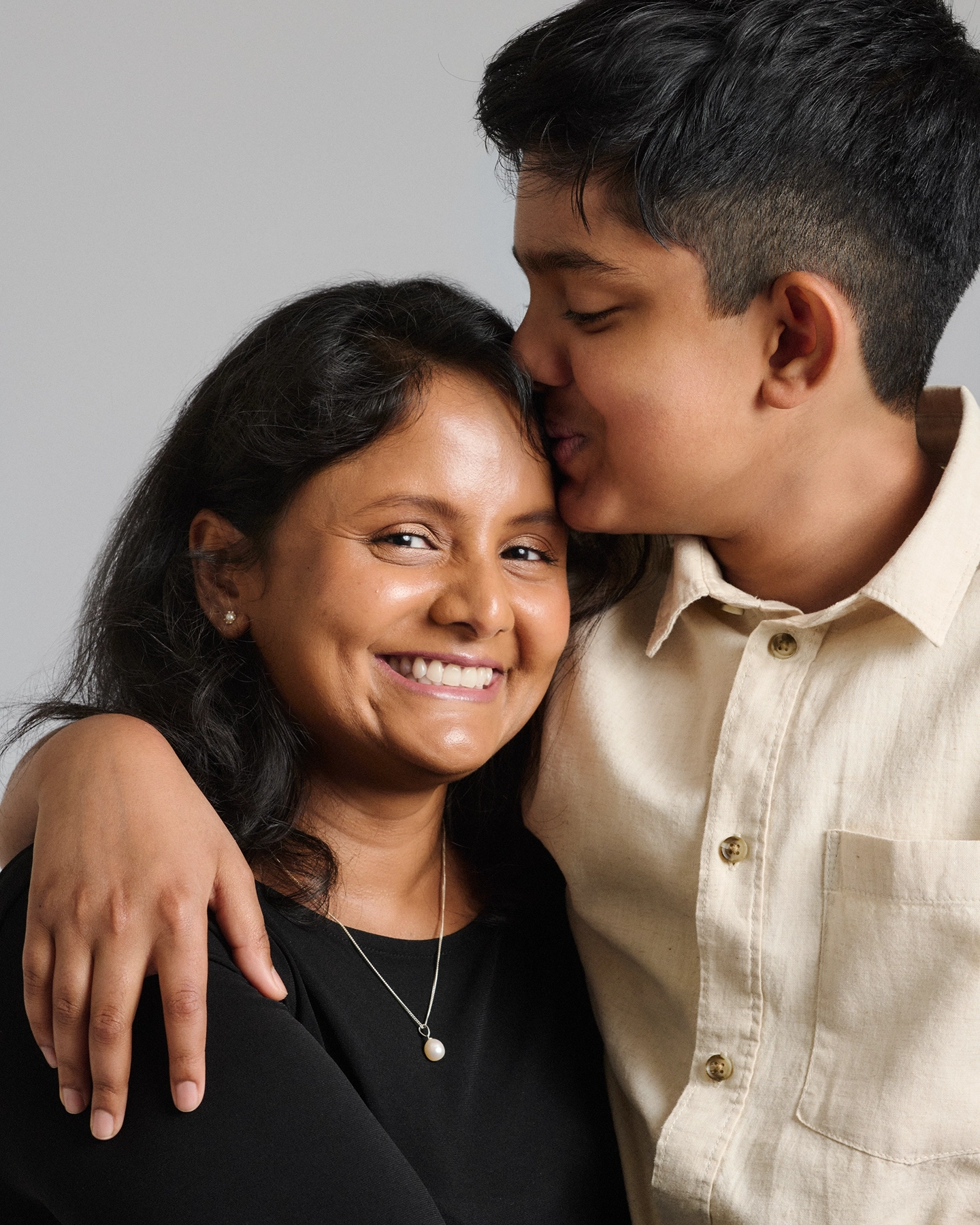Samarasinghe Family family portrait photography — image 2